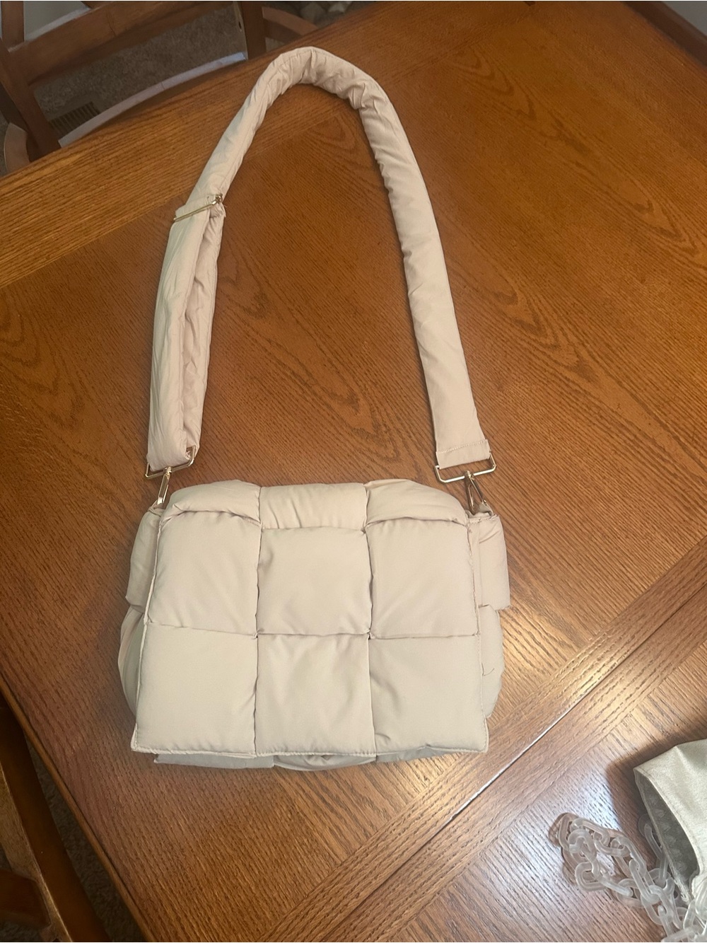 Cream Quilted puffer Shoulder Bag - Stylish Women's Crossbody Brand new w/o tags